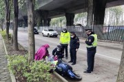 骑电瓶车胸闷怎么回事？可能原因是什么？
