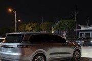深色汽车是什么颜色？如何选择适合的深色汽车？