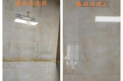 如何清洗油烟机下的油污（简单有效的清洁方法）