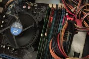电脑内存条塑料保护套的作用是什么？需要购买吗？