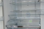 冰箱灯开关维修攻略（解决冰箱灯开关问题的简易方法）