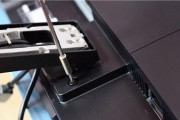 显示器和音箱冲突的解决方案（解决显示器和音箱冲突问题的实用技巧）