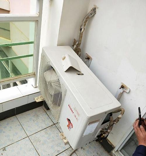 空调漏水问题的原因和解决方法（全面了解空调漏水问题及如何处理）