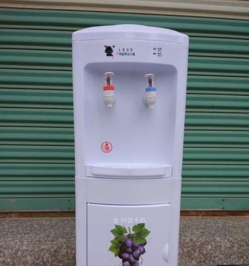 饮水机漏气水的原因及解决方法（保障饮用水安全）