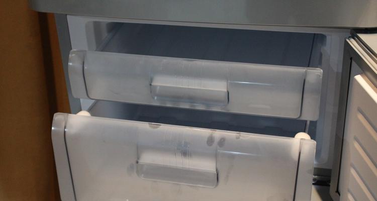 容声冰箱E7故障及解决办法（解决容声冰箱E7故障的有效方法）