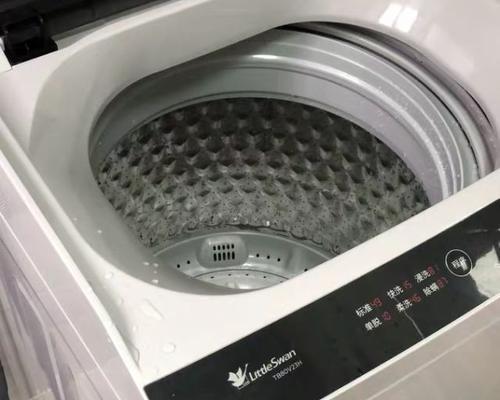 如何正确清洗波轮全自动洗衣机（掌握正确的清洗技巧）