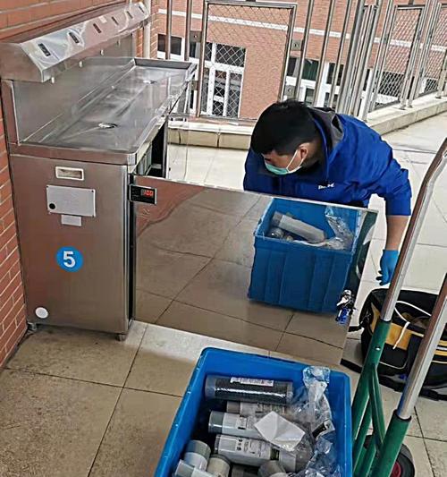 自己修净水器，全面解决家庭饮水问题（简单操作、省钱又实用）