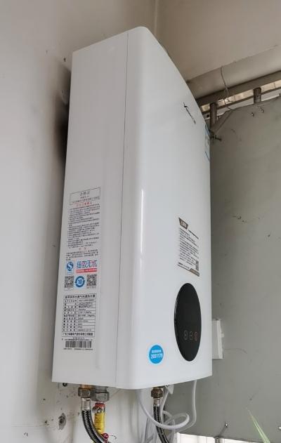 林内热水器为什么会自动关机（探究林内热水器自动关机的原因及维修处理方法）