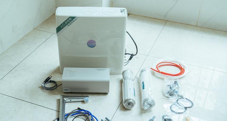 净水器出水管开裂的原因及解决方法（净水器出水管开裂问题分析和解决办法）