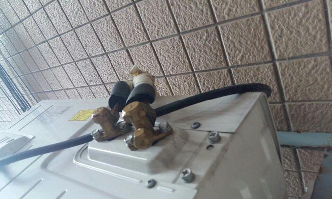 如何判断空调制热缺氟（了解缺氟的主要特征和判断方法）