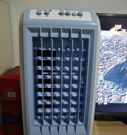 开空调与开风扇（对比室内降温方式）