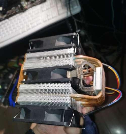 笔记本散热器拆卸步骤是什么？