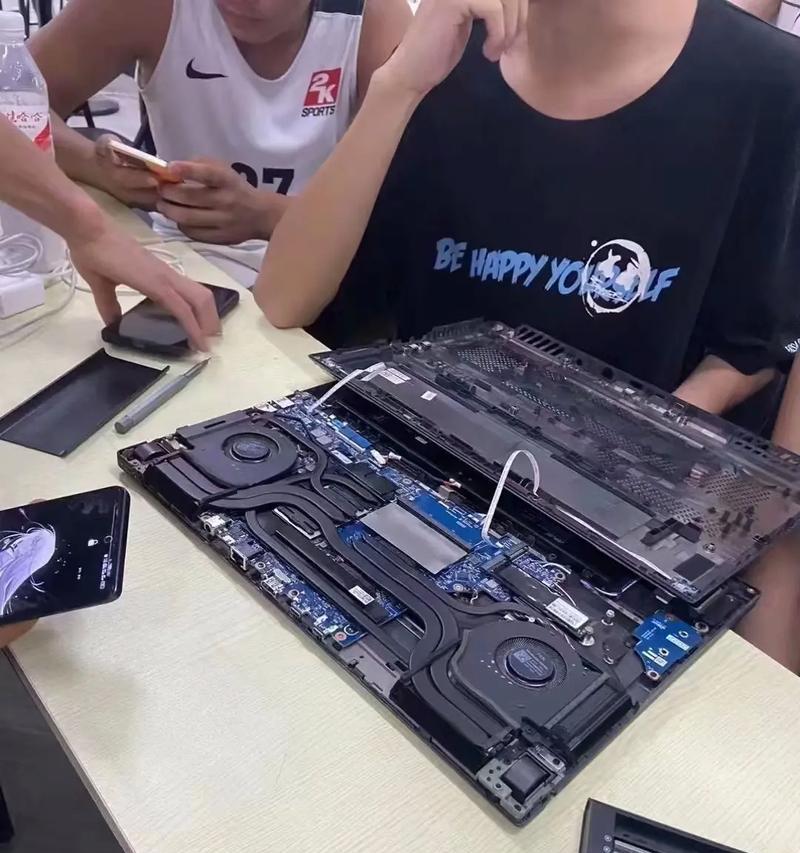 笔记本电脑女士保护壳怎么拆？拆卸方法和注意事项是什么？