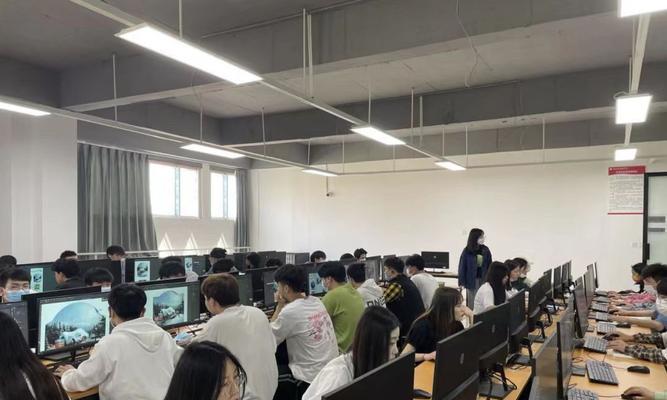 教室屏幕电脑配置选择标准是什么？如何选购合适的电脑？