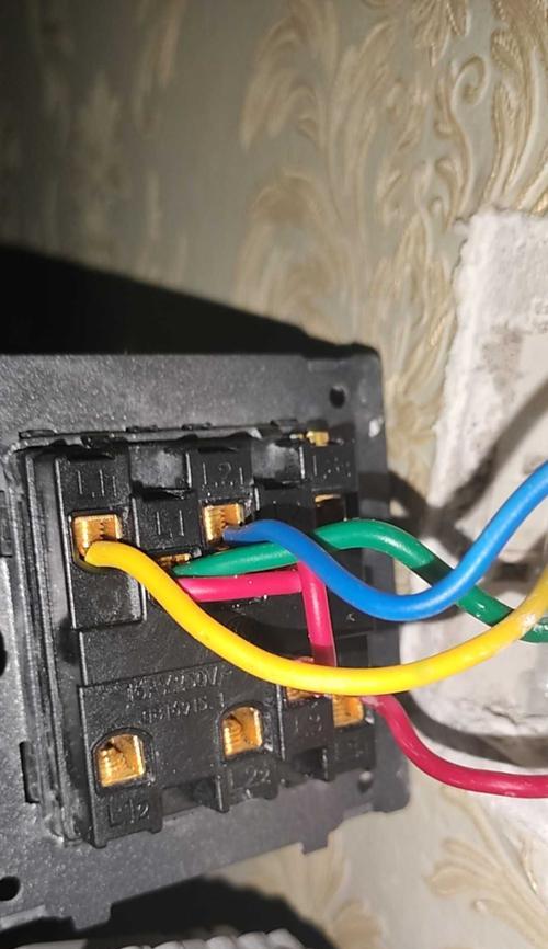 台式充电器接线步骤是怎样的？