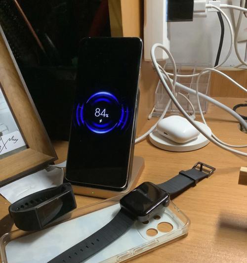 星瑞手机无线充电器使用步骤是什么？