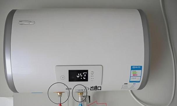 热水器出现异味的原因是什么？