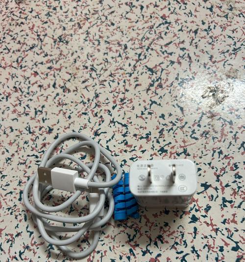 华为三脚充电器插头是多少V？充电器规格如何？