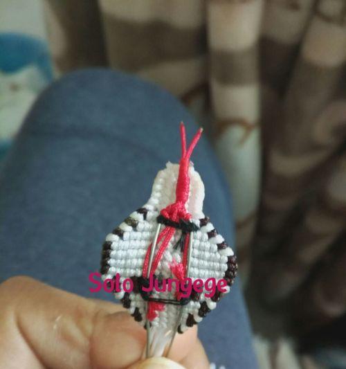 眼镜圈拆卸步骤是什么？如何正确拆卸眼镜圈？