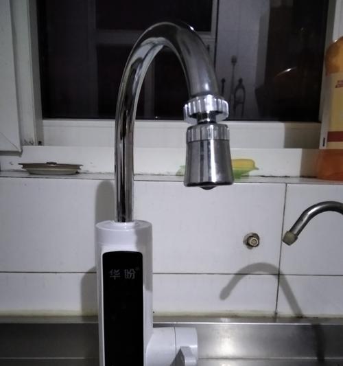热水器水龙头拆卸步骤是什么？