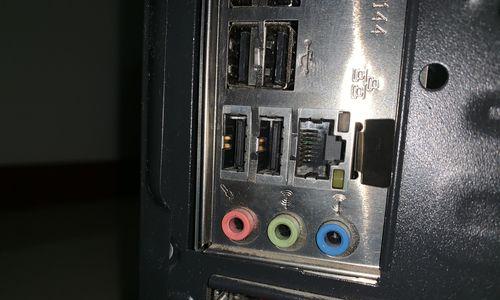 路由器连接主机的最佳插口是哪一个？