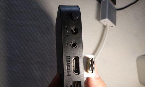显示器接音响应该接哪里？连接步骤是什么？