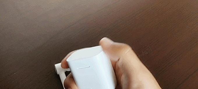 小米挂绳式蓝牙耳机充电方法是什么？充电时长多久？