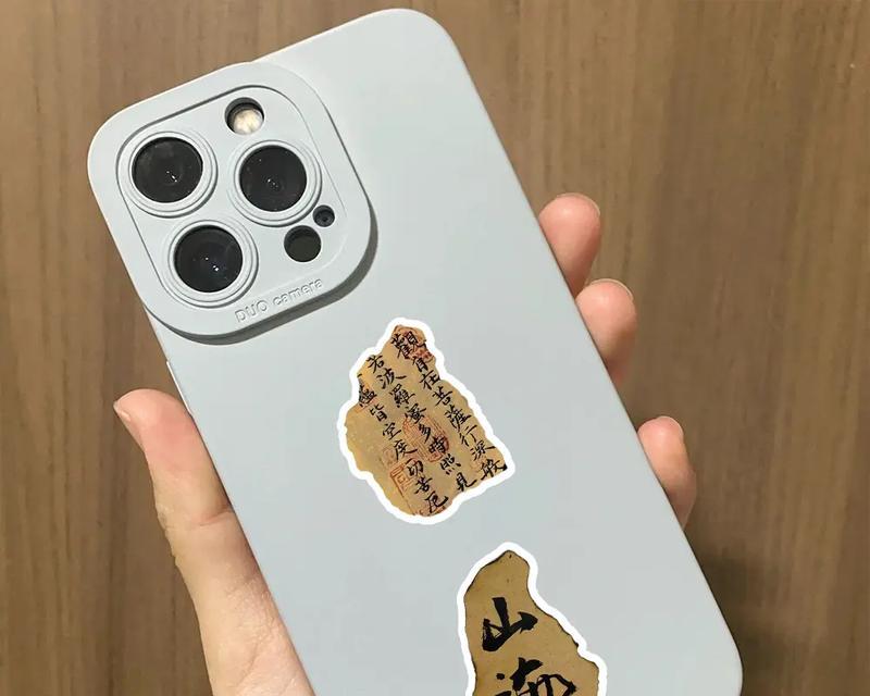 食物手机壳贴纸的正确贴法是什么？贴食物手机壳贴纸时应注意什么？