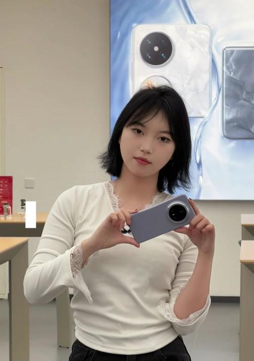 三星手机如何拍摄希区柯克式变焦效果？需要哪些设置？
