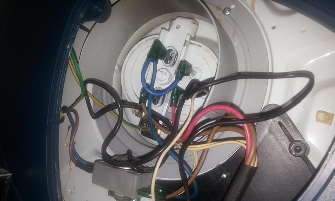 热水器拆螺丝需要哪些工具？视频教程在哪里可以找到？