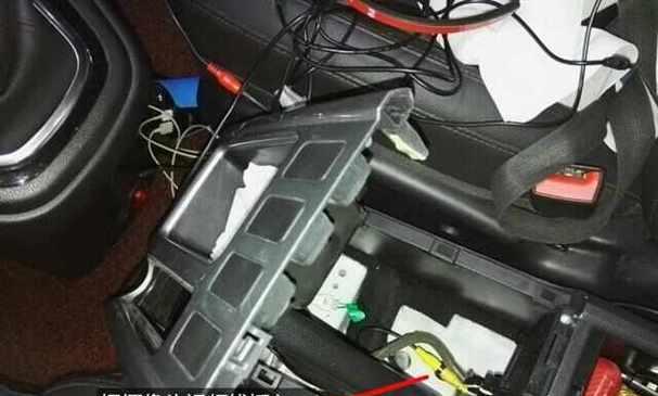 佳能单反怎么拆肩带视频？拆卸过程中需要注意什么？