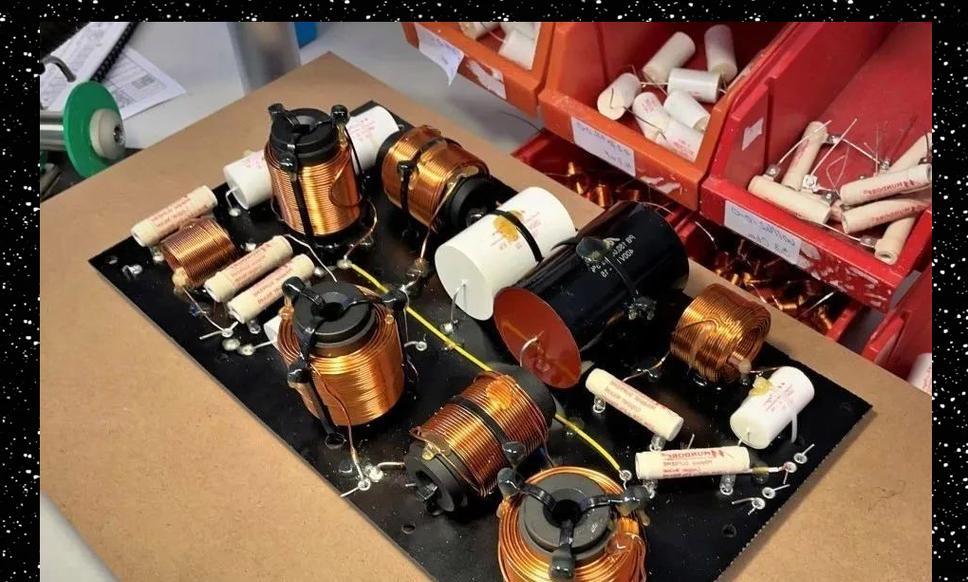 如何制作家庭影院音箱？需要哪些材料和工具？