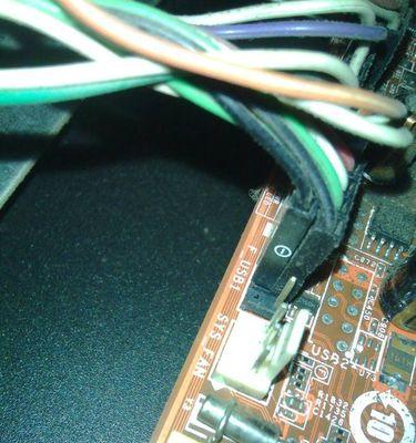 电脑主板linein接口使用方法是什么？使用过程中可能会遇到哪些问题？