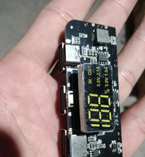芯片是如何制成主板接口的？制作过程是怎样的？