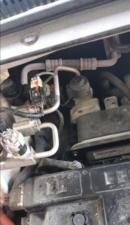 电瓶车后座为何会结冰？如何防止这种情况发生？