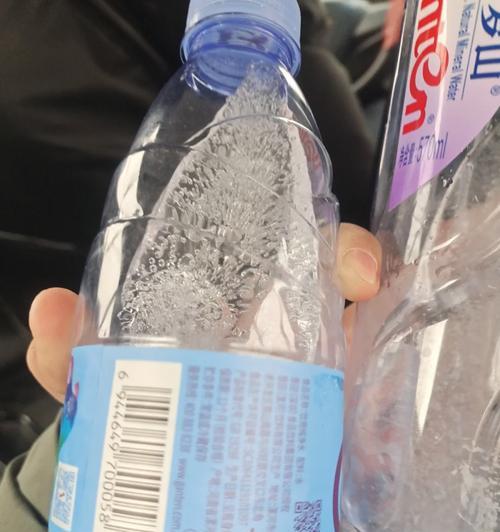 电瓶车后座为何会结冰？如何防止这种情况发生？