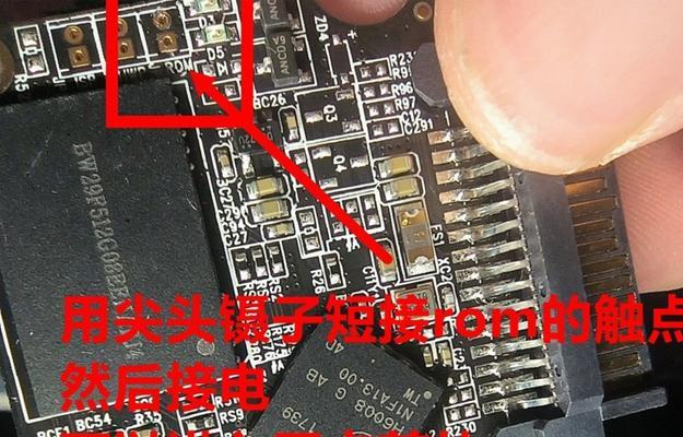 PC加装机械硬盘步骤及安装位置是什么？