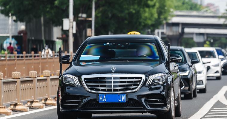 W型号汽车是什么品牌？有哪些特点和配置？