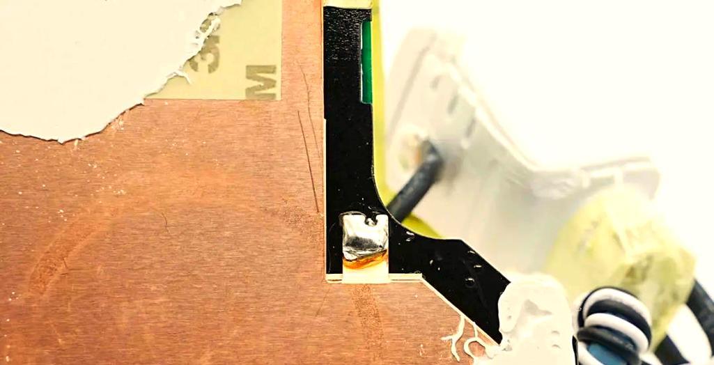 电源箱适配器的拆解方法是什么？有视频教程吗？