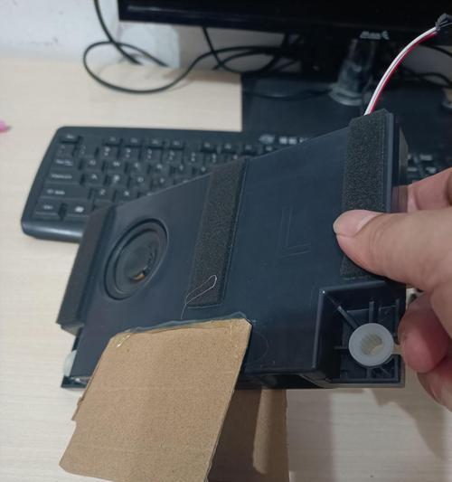 电视机喇叭铁丝接法是什么？接线时应注意哪些安全问题？
