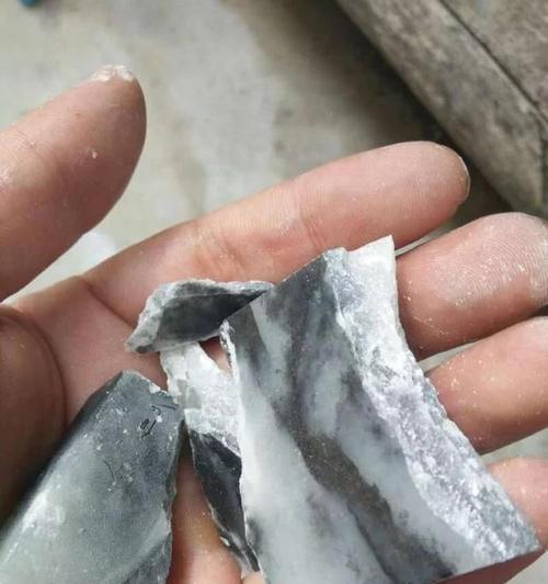 手机电池白印去除方法是什么？处理时常见问题有哪些？