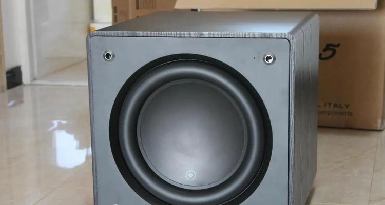 哪种磁铁最适合低音炮使用？