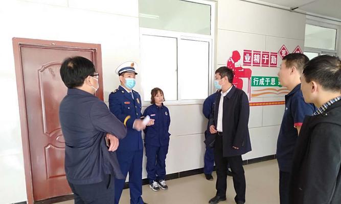 教室防火墙裙如何设计才能既安全又美观？