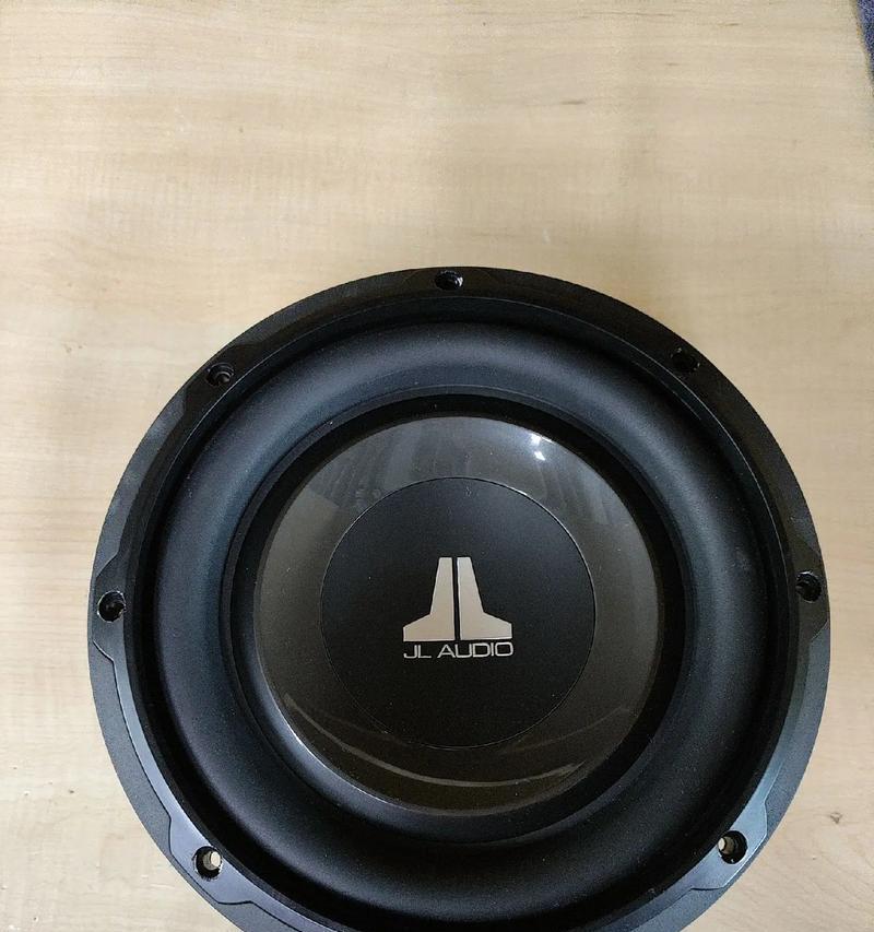不用改车的低音炮叫什么？如何选择适合的低音炮？