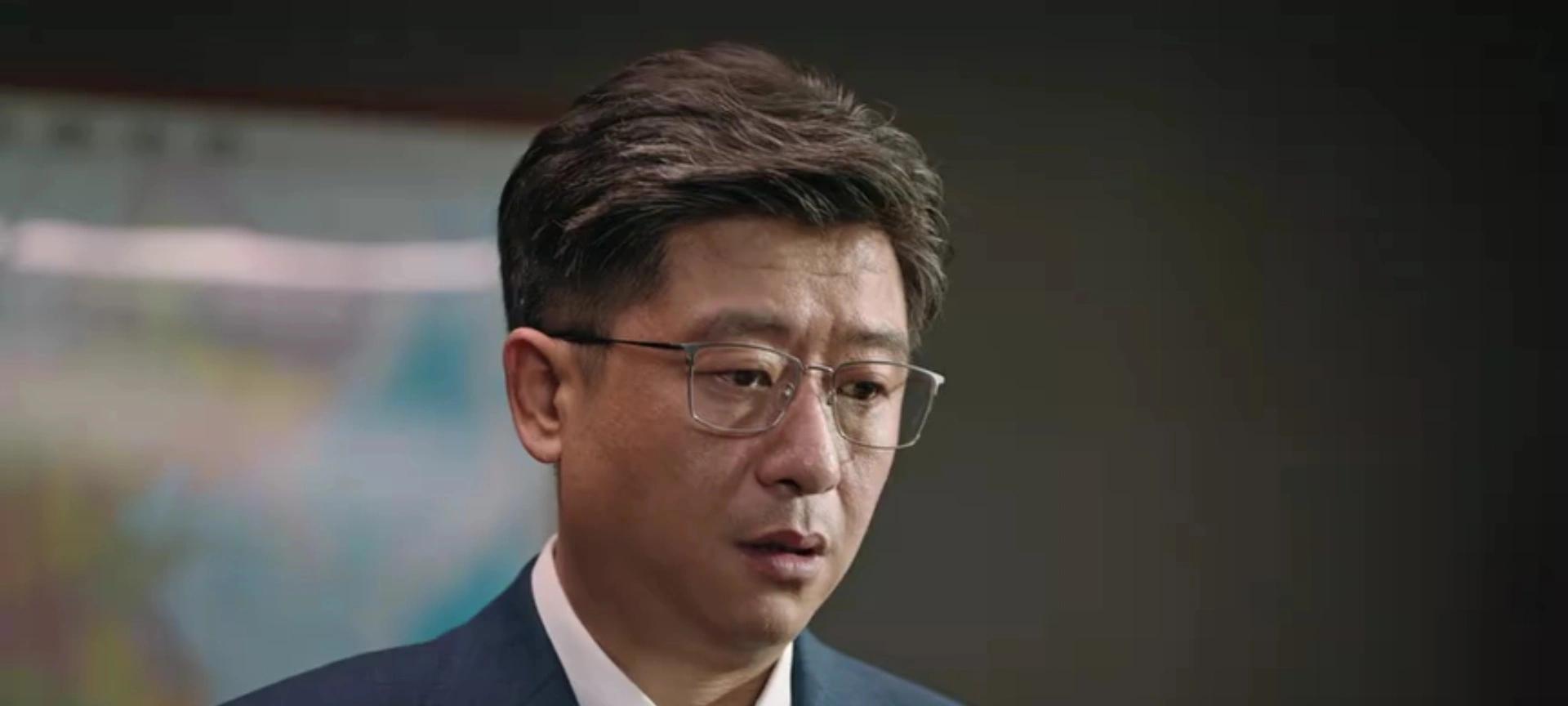 《利剑玫瑰》甄妮算计太狠！邓妍才知，害死老尹的凶手，究竟是谁