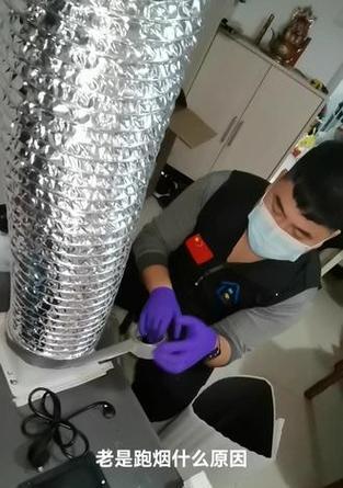 如何清洗油烟机墙壁？（简便有效的方法让你轻松清除油烟机油垢）