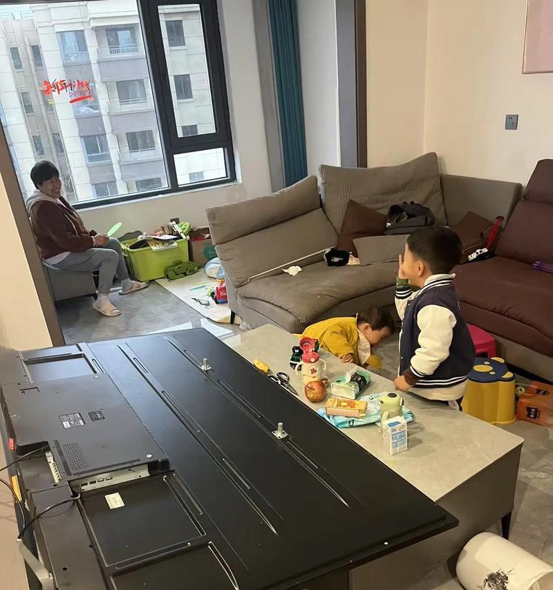 解决电视倒屏问题的有效方法（如何快速修复倒屏电视屏幕的问题）