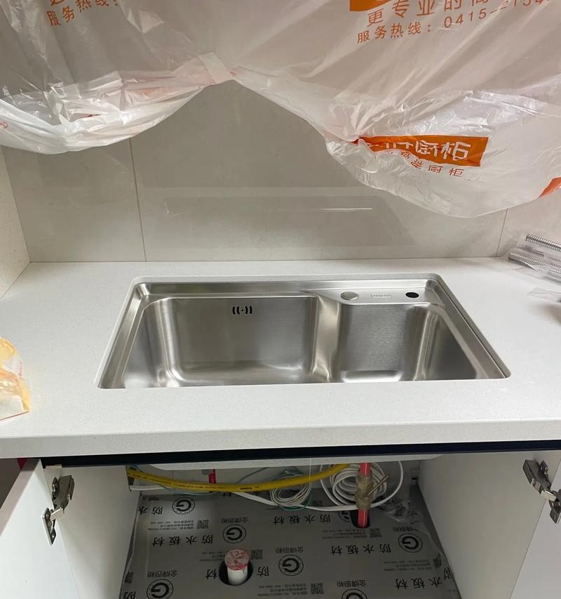 pur净水器安装方法详解（轻松安装，让你的水源更纯净）