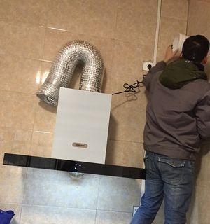 老板油烟机电源板更换方法（快速解决老板油烟机电源问题的步骤与技巧）