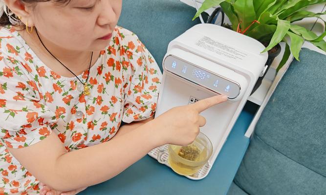 饮水机不能加热？探究故障原因和解决办法！（遇到饮水机加热故障，别慌张！）